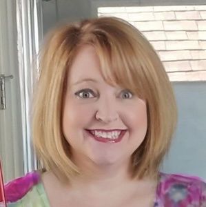 Meet your Posher, Leslie